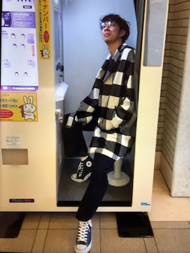 「アイテム（チェスターコート、ホワイト系）」を使った、Tomo@相互フォローさん（メンズ・176cm）の秋コーディネート