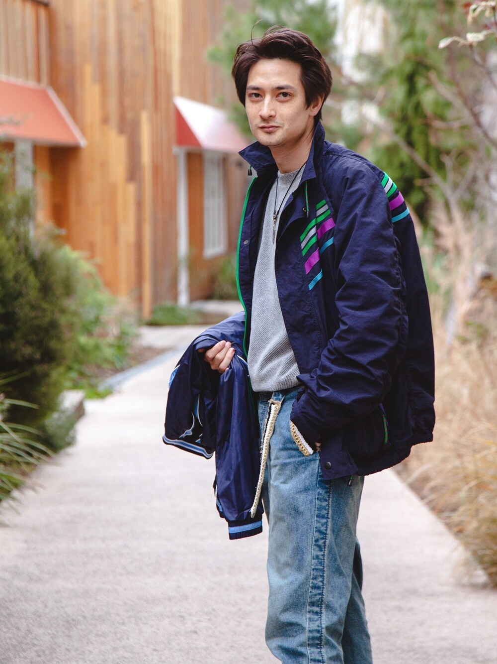 「winter、kolor、northface、sacai、menswear、model」｜「kolorのアイテム（ナイロンジャケット、その他）」を使った、ユリさん（メンズ・183cm）の春コーディネートの1枚目の写真