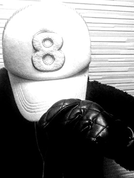 「muta（ムータ）のアイテム（キャップ）」を使った、Mr.PHさん（メンズ・170cm）の冬コーディネート