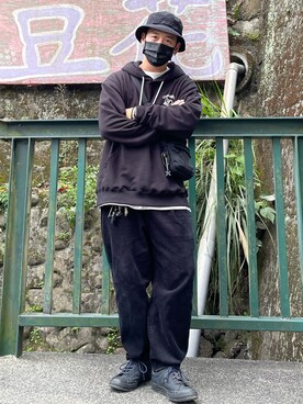 「BACK NUMBER（バックナンバー）のアイテム（チノパンツ）」を使った、tttTAI🇹🇼さん（メンズ・172cm）の冬コーディネート