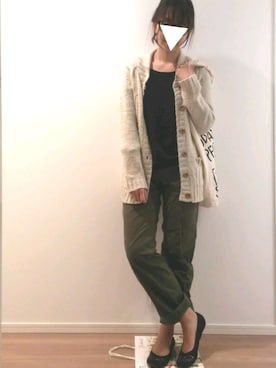 「B.L.U.E（ビーエルユーイー）のアイテム（パンツ）」を使った、まりさん（レディース・156cm）の冬コーディネート