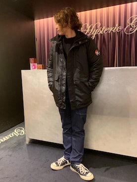 「HYSTERIC GLAMOUR（ヒステリックグラマー）のアイテム（マウンテンパーカー）」を使った、ryutaro shimoyamaさん（メンズ・170cm）の冬コーディネート