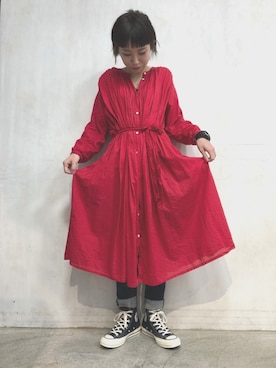 「レッド」｜「アイテム（シャツワンピース）」を使った、shichirinさん（レディース・157cm）の秋コーディネート