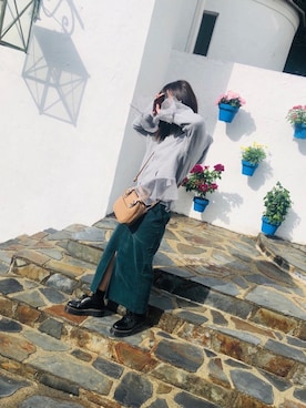 「UN3D.（アンスリード）のASYMME FRILL SWEAT（トップス、グレー系）」を使った、usaさん（レディース・158cm）の秋コーディネート