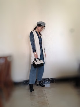 「通勤穿搭」｜「アイテム（腕時計）」を使った、Christina さん（レディース・177cm）の秋コーディネート