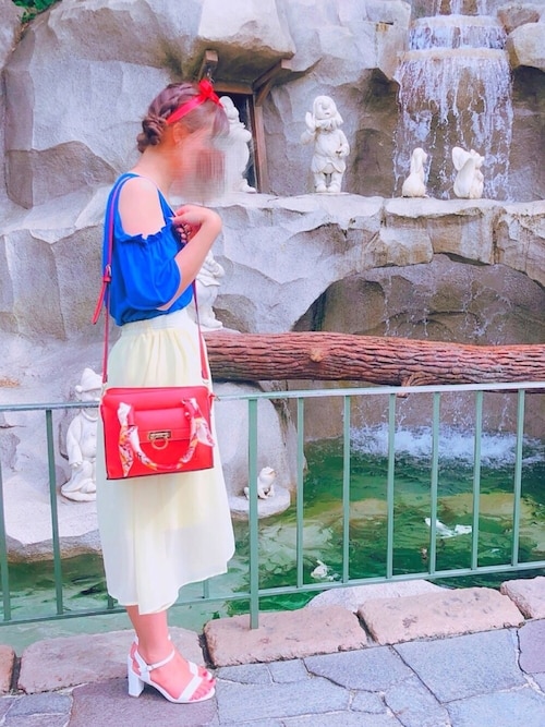 M Fifthのハンドバッグを使ったコーディネート Wear