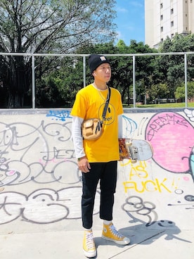 「アイテム（その他トップス、ホワイト系）」を使った、Steveさん（メンズ・173cm）の春コーディネート