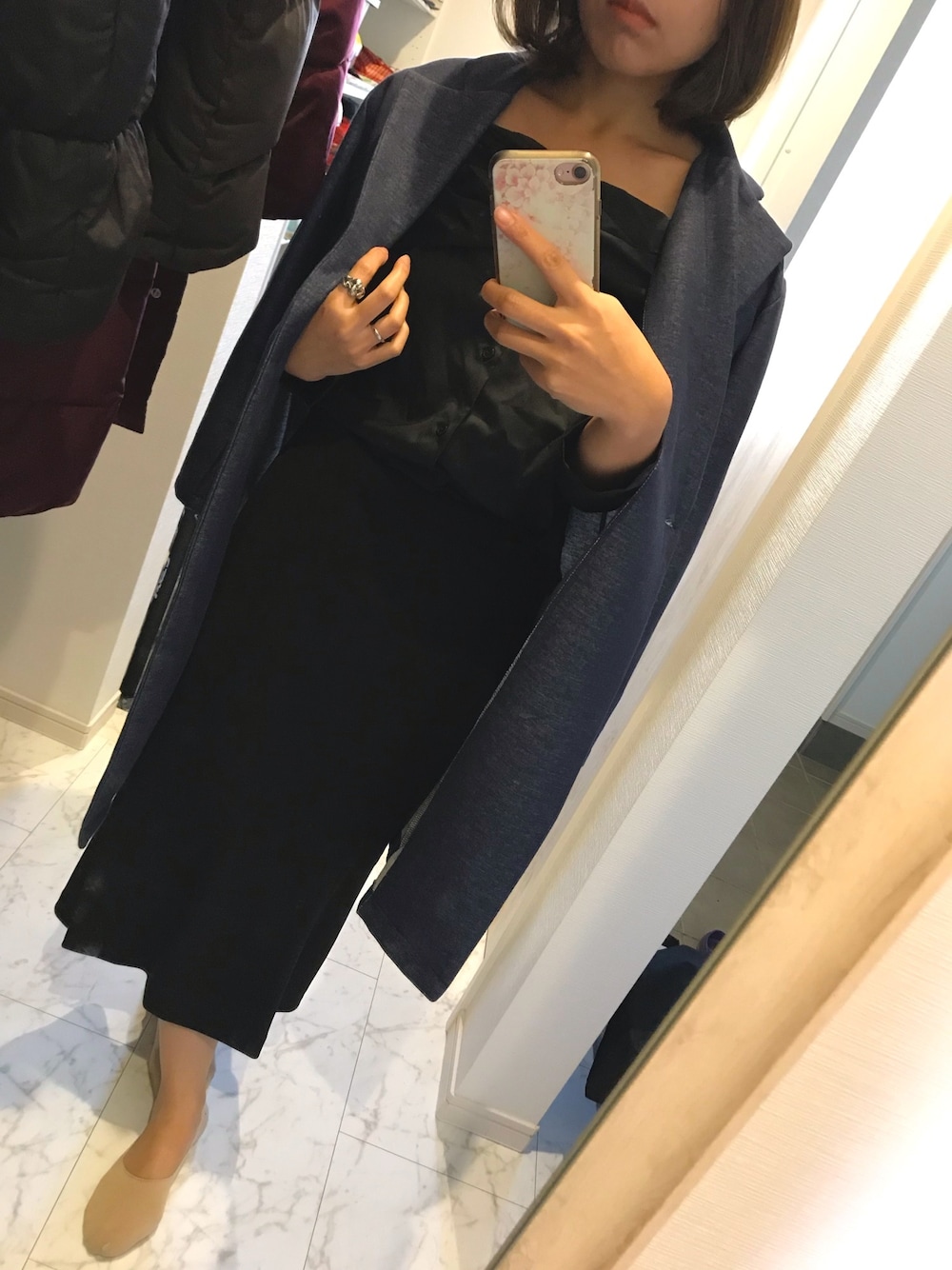 「AKTEのアイテム（スカート、ブラック系）」を使った、こげてるぱん。さん（レディース・157cm）の冬コーディネートの1枚目の写真