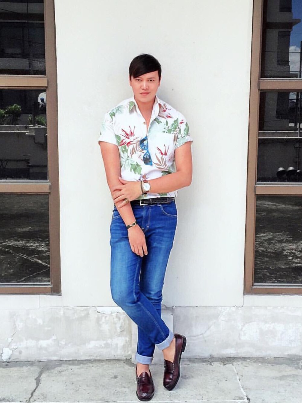 「cotton onのアイテム（ポロシャツ、その他）」を使った、Dan Yaoさん（メンズ・176cm）の夏コーディネートの1枚目の写真