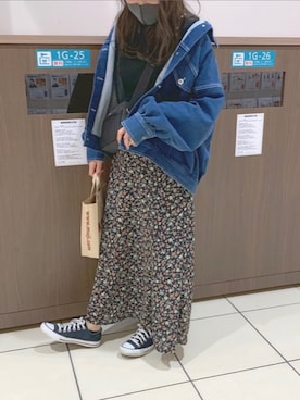 「chocomee（チョコミー）のアイテム（ボディバッグ/ウエストポーチ）」を使った、waさん（レディース・153cm）の秋コーディネート