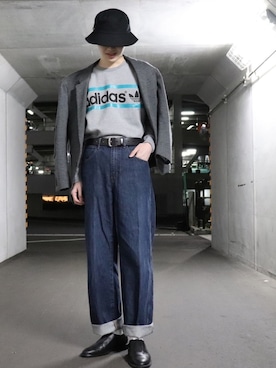 「TOMMY HILFIGER（トミーヒルフィガー）のアイテム（テーラードジャケット）」を使った、かざまくんさん（メンズ・175cm）の秋コーディネート