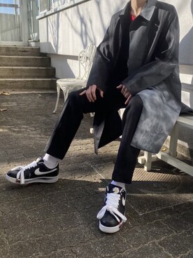 「レッド」｜「アイテム（ステンカラーコート）」を使った、かざまくんさん（メンズ・176cm）の冬コーディネート