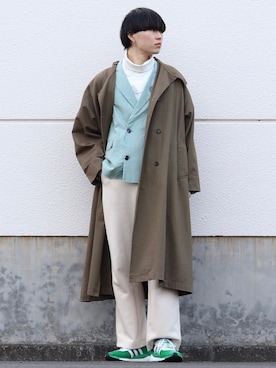 「ペールトーン」｜「アイテム（トレンチコート）」を使った、かざまくんさん（メンズ・176cm）の春コーディネート