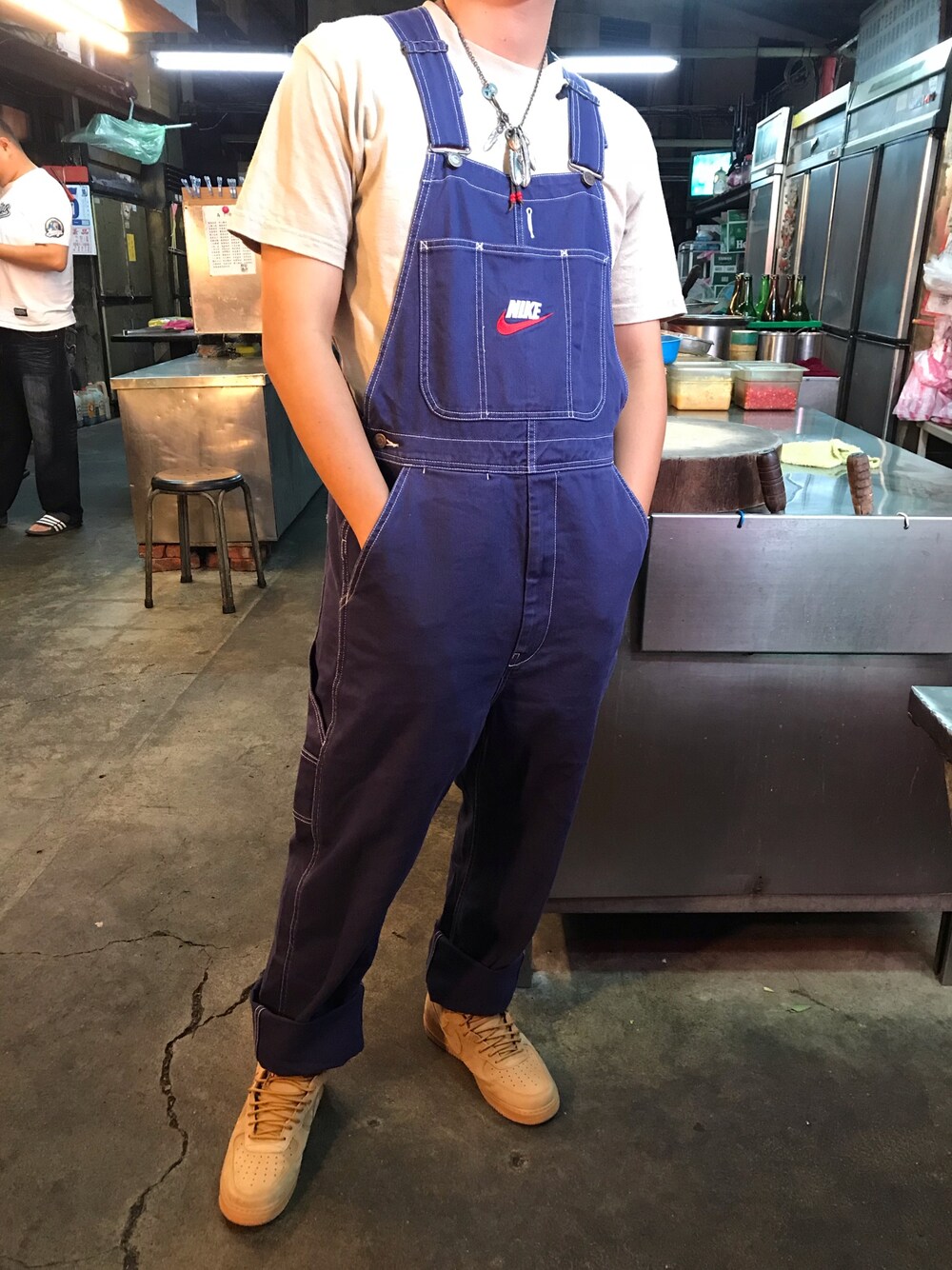 「Supreme のアイテム（つなぎ/オールインワン、ブルー系）」を使った、mjkkkungさん（メンズ・175cm）の秋コーディネートの1枚目の写真