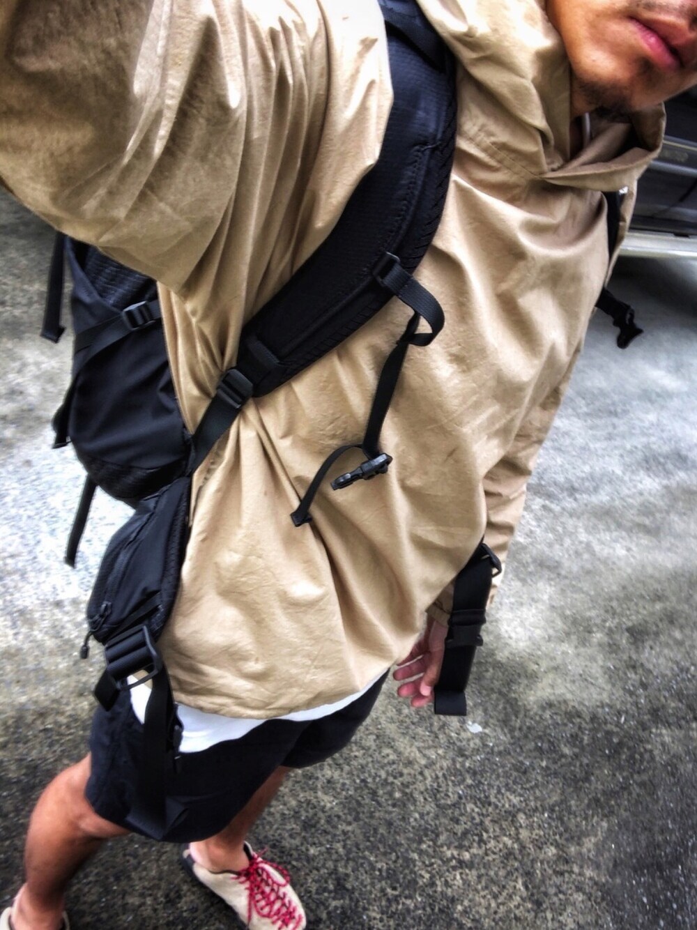 「northface、MANUAL ALPHABET、keen、outdoor、アウトドアスタイル」｜「THE NORTH FACEのアイテム（パンツ、ブラック系）」を使った、simonlc80さん（メンズ・174cm）の夏コーディネートの1枚目の写真