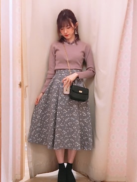 「ビジューニット」｜amiさん（レディース・164cm）の秋コーディネート