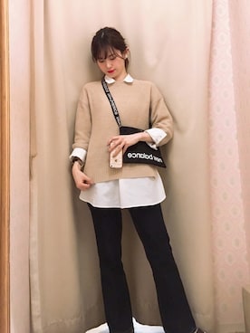 「earth music&ecology（アースミュージックアンドエコロジー）のアイテム（デニムパンツ）」を使った、amiさん（レディース・164cm）の冬コーディネート