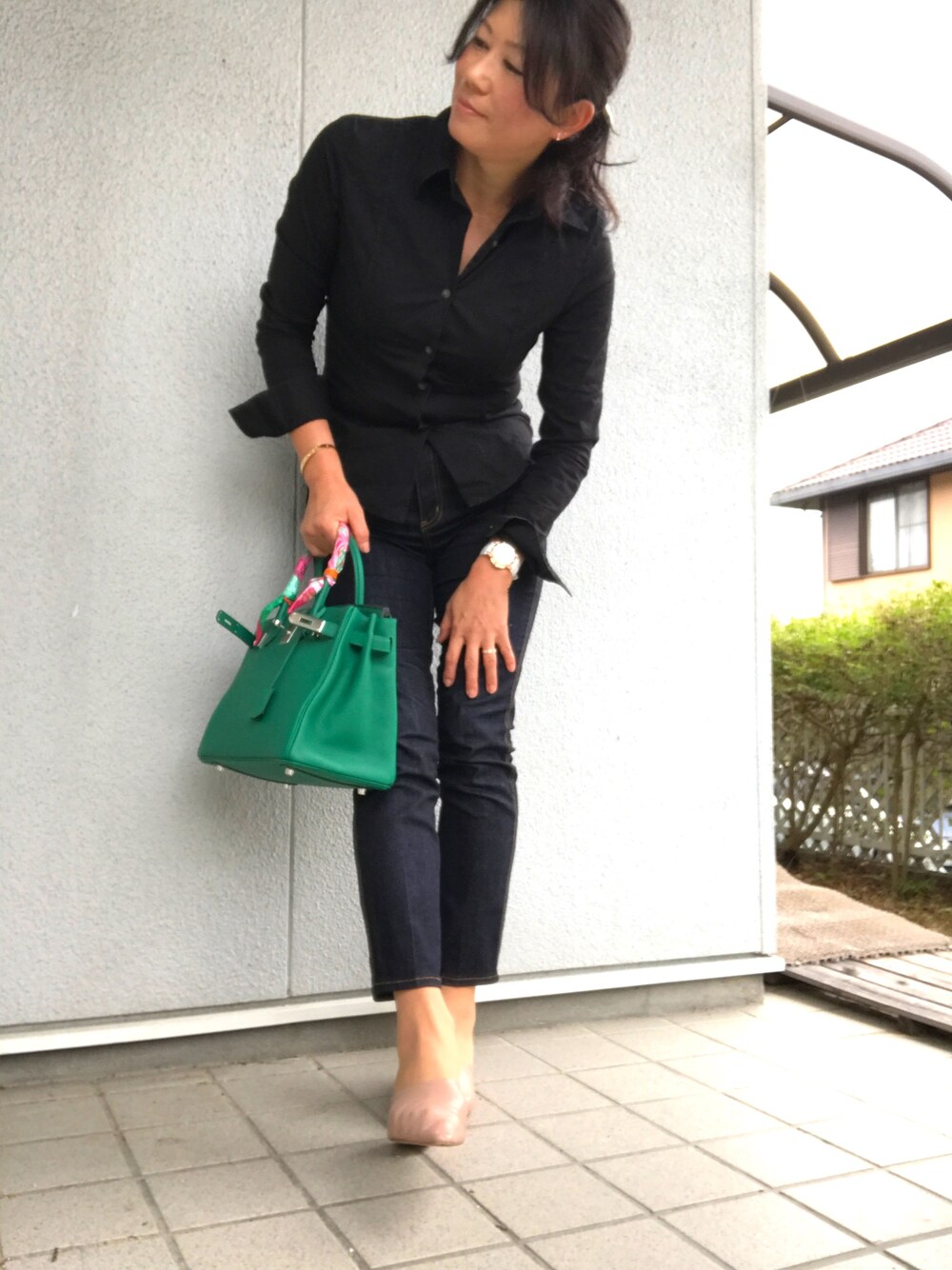 「メンズライク」｜「GUCCIのアイテム（シャツ/ブラウス、ブラック系）」を使った、ちぃぼうさん（レディース・165cm）の秋コーディネートの1枚目の写真