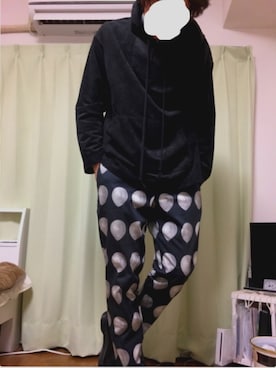 ノエルさんの「PRINT ANKLE CUT PANTS / 263120 150M」を使ったコーディネート