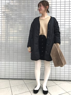 「白タイツ」｜「アイテム（ダウンジャケット/コート）」を使った、shokoさん（レディース・165cm）の冬コーディネート