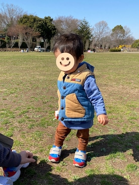 「アイテム（スウェットパンツ、ブラウン系）」を使った、ぽんさん（キッズ・80cm）の春コーディネート