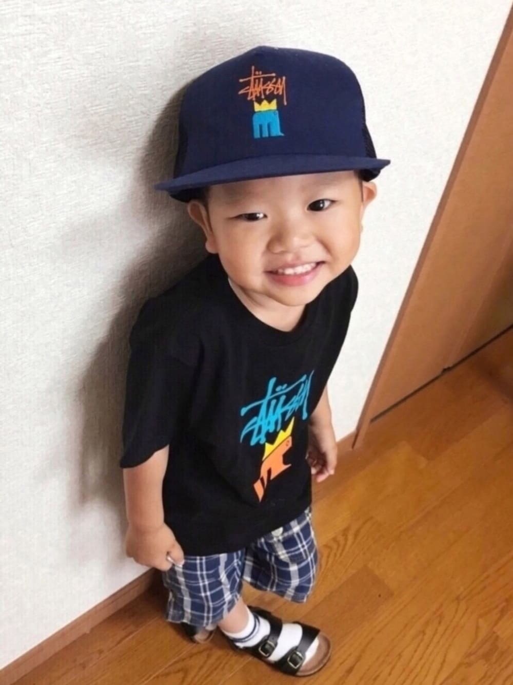「stussy、ライトオン、マンモススクール、手羽先フェス」｜「STUSSYのSS Kids x MP 2017 Mesh Cap（キャップ、ブルー系）」を使った、y.s.m.yさん（キッズ・90cm）の春コーディネートの1枚目の写真