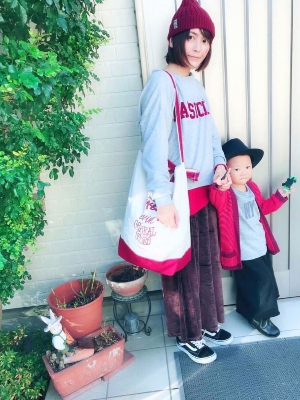 「comme ca ism、F.O.KIDS、old navy、おやこーで。、VANS、antiqua、GU、colza、stussy、レッドホットチリ祭」｜「COMME CA ISMのアイテム（ハット、ブラック系）」を使った、y.s.m.yさん（キッズ・100cm）の冬コーディネートの1枚目の写真