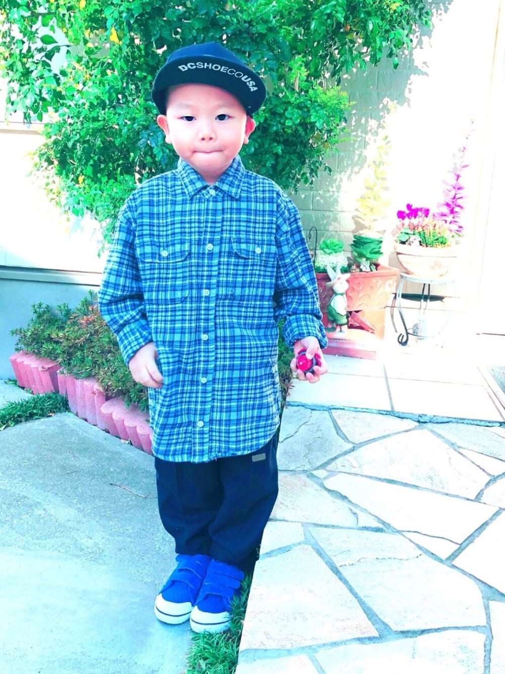 「DC SHOES、OSHKOSH、ベイブレード、VANS」｜「DC SHOESのアイテム（キャップ、ブルー系）」を使った、y.s.m.yさん（キッズ・100cm）の春コーディネートの1枚目の写真