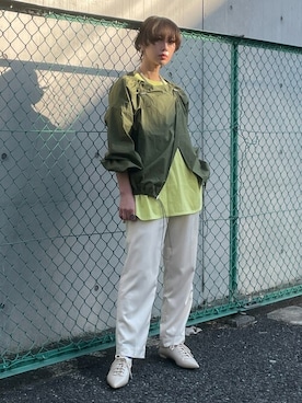 「アイテム（Tシャツ/カットソー、グリーン系）」を使った、HeRIN.CYEさん（レディース・157cm）の春コーディネート