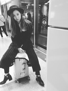 「initial（イニシャル）のアイテム（ダッフルコート）」を使った、Ci Wongさん（レディース・160cm）の夏コーディネート
