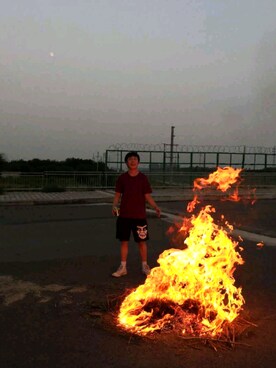 「OBEY（オベイ）のアイテム（パンツ）」を使った、大厦已经崩塌さん（メンズ・173cm）の秋コーディネート