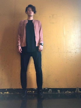 「VISARUNO（ビサルノ）のアイテム」を使った、KANTAさん（メンズ・187cm）の秋コーディネート