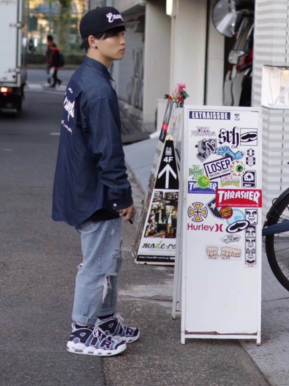 「example、 denim、モアテン」｜「exampleのアイテム（キャップ、ブラック系）」を使った、kd0205さん（メンズ・160cm）の秋コーディネートの1枚目の写真