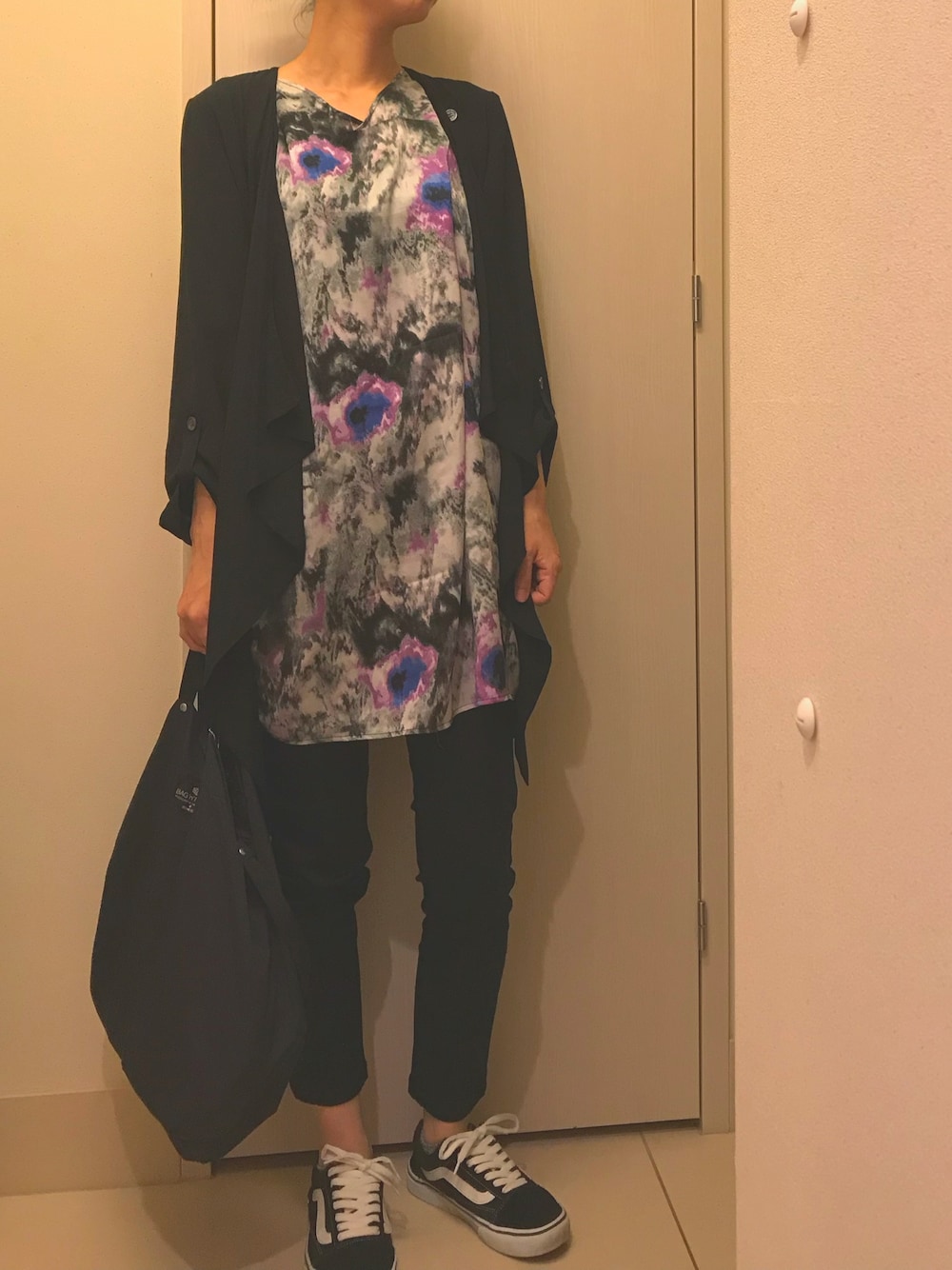 「loaf 、VANS、GU、ビームスボーイ」｜「loafのアイテム（ワンピース、その他）」を使った、CHIさん（レディース・160cm）の秋コーディネートの1枚目の写真