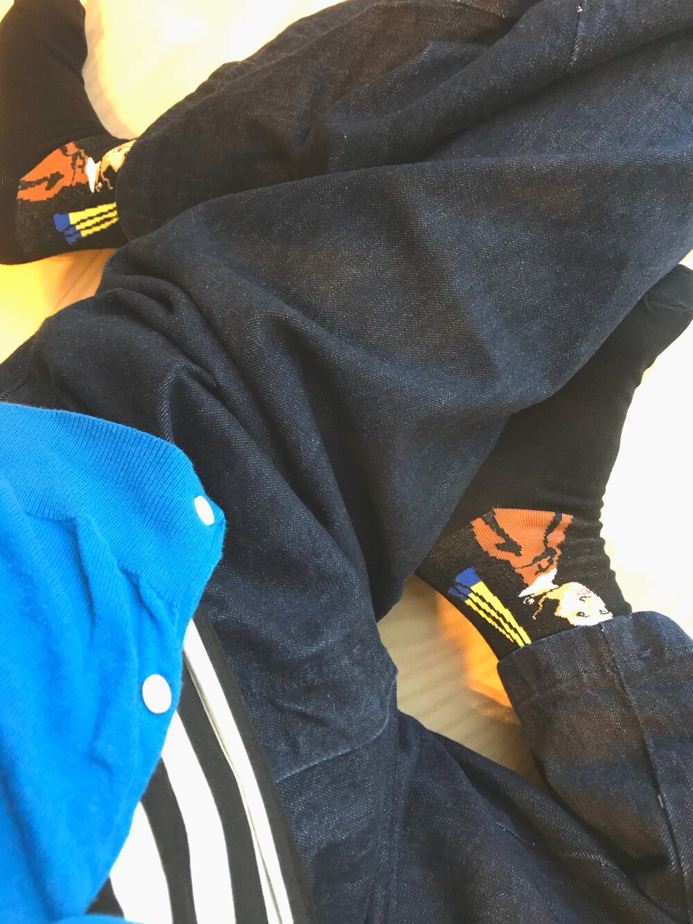 「フェルメール、絵画ソックス、安いものしか着ない、ニコアンド、ジーユー、UNIQLO」｜「GUのアイテム（デニムパンツ、ブルー系）」を使った、CHIさん（レディース・160cm）の秋コーディネートの1枚目の写真