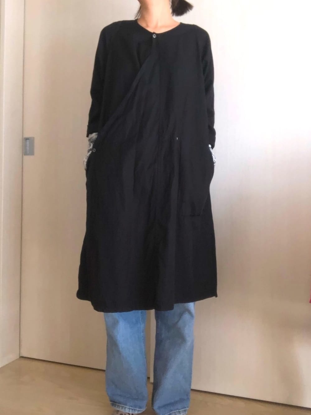 「zucca、Another Edition、achachumumuchacha、古着しか着ない人」｜「ZUCCaの長袖ワンピース（ワンピース、ブラック系）」を使った、CHIさん（レディース・160cm）の春コーディネートの1枚目の写真