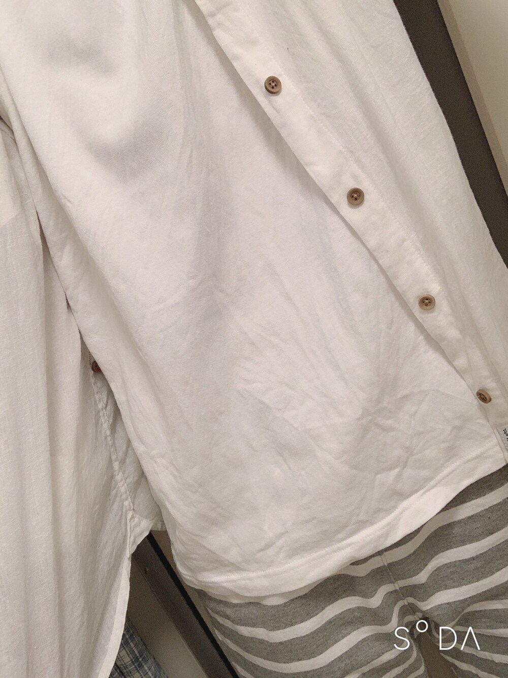 「夏のボーダーフェス、夏コーデ、おしゃれさんと繋がりたい、シンプルコーデ、モノトーンコーデ、アドバイスお願いします、おしゃれになりたい」｜「UNIQLOのアイテム（Tシャツ/カットソー、ホワイト系）」を使った、かけるんるんさん（メンズ・175cm）の夏コーディネートの1枚目の写真