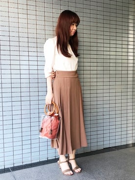 「アイテム（トートバッグ、オレンジ系）」を使った、nano・universe lady's　STAFFさん（レディース・157cm）の夏コーディネート