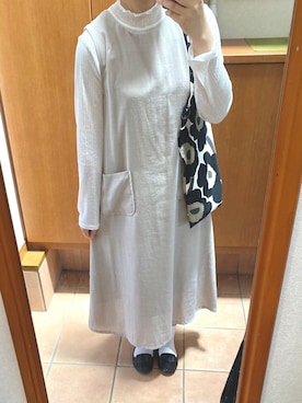 「MERLOT（メルロー）のアイテム（ワンピース、ベージュ系）」を使った、ぽさん（レディース・161cm）の夏コーディネート