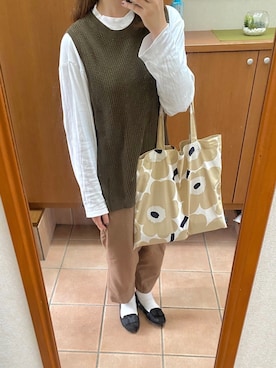 「marimekko（マリメッコ）のアイテム（トートバッグ、ベージュ系）」を使った、ぽさん（レディース・161cm）の秋コーディネート
