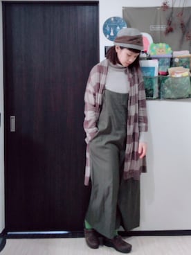 「かぐれ（カグレ）のアイテム（サロペット/オーバーオール）」を使った、まいみさん（レディース・164cm）の秋コーディネート
