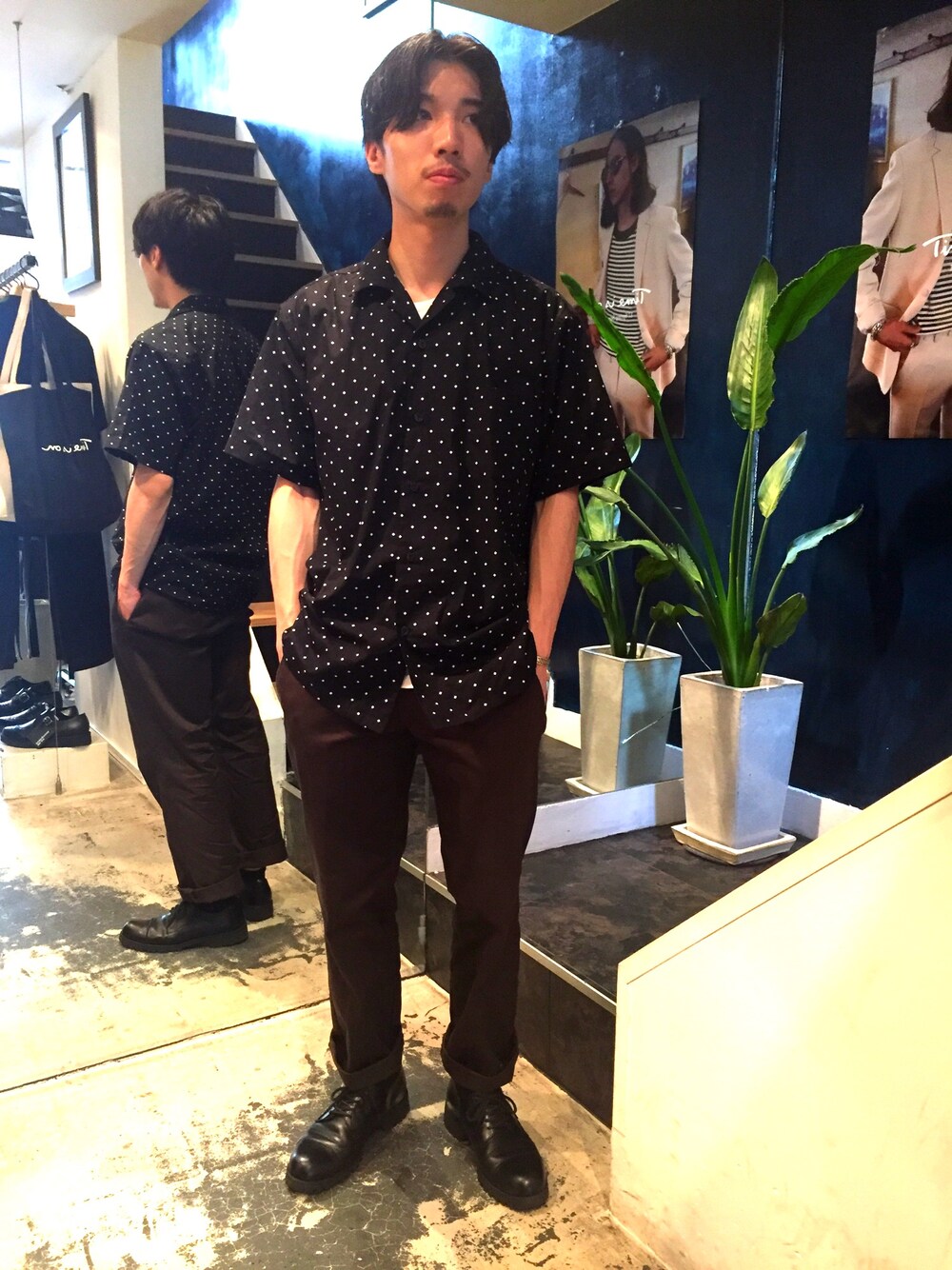 「スラックス、timeison、アロハシャツ、Time is on、オープンカラーシャツ、開襟シャツ」｜「Time is onの【SEMI OPEN COLLAR SHIRT】（アクセサリー、その他）」を使った、Timeisonさん（メンズ・168cm）の夏コーディネートの1枚目の写真