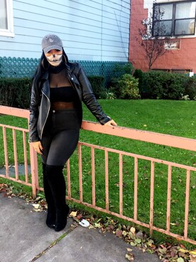 「halloween」｜「アイテム（スーツジャケット）」を使った、Yahaira Vasquezさん（レディース・163cm）の冬コーディネート