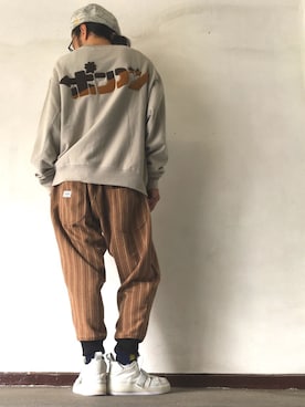 「ベレー帽推奨委員会」｜「アイテム（スウェット）」を使った、りょうさん（メンズ・171cm）の秋コーディネート