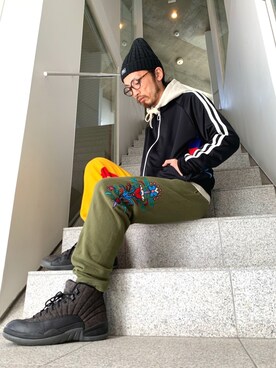 「ALDIES（アールディーズ）のアイテム（ジャージ）」を使った、りょうさん（メンズ・171cm）の冬コーディネート