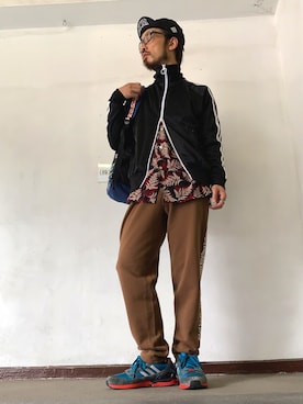 「ALDIES（アールディーズ）のアイテム（ジャージ）」を使った、りょうさん（メンズ・171cm）の秋コーディネート