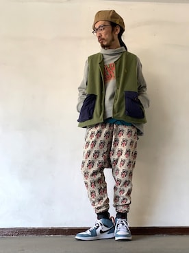 「ベレー帽推奨委員会」｜「アイテム（スウェット）」を使った、りょうさん（メンズ・171cm）の冬コーディネート