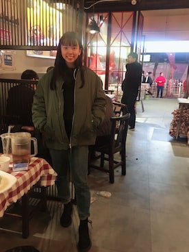 「WEEKDAY（ウィークデイ）のアイテム（MA-1）」を使った、YOGURTさん（レディース・164cm）の冬コーディネート