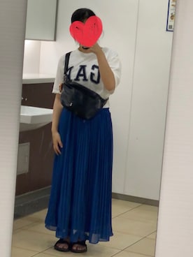 「Honeys（ハニーズ）のアイテム（ボディバッグ/ウエストポーチ）」を使った、メメさん（レディース・156cm）の秋コーディネート