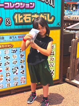 「FITH（フィス）のアイテム（スカート）」を使った、あかえりさん（キッズ・120cm）の夏コーディネート